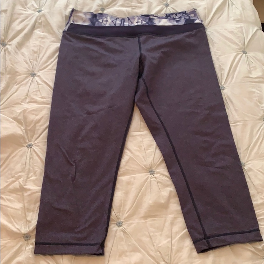 Lululemon capris. - Picture 3 of 4